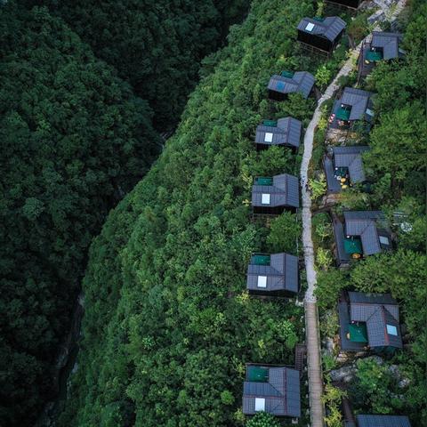 勇闯死人谷暗黑之日中文支持