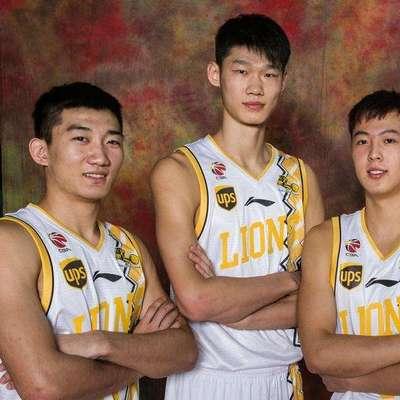 勇者启程！揭秘前期过渡神装，中后期必选神器大揭秘！